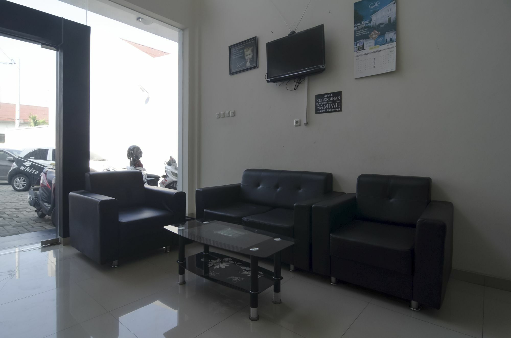 Hotel Reddoorz Near Lawang Sewu Semarang Exteriér fotografie